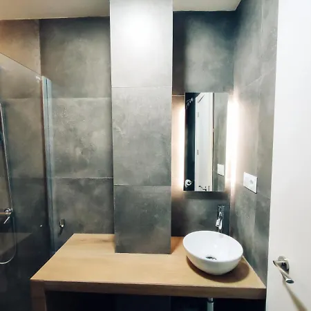 Tresbe 1 Апартаменты